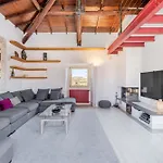 Mrbrown Luxury Terrace With Pool