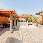 Mrbrown Luxury Terrace With Pool