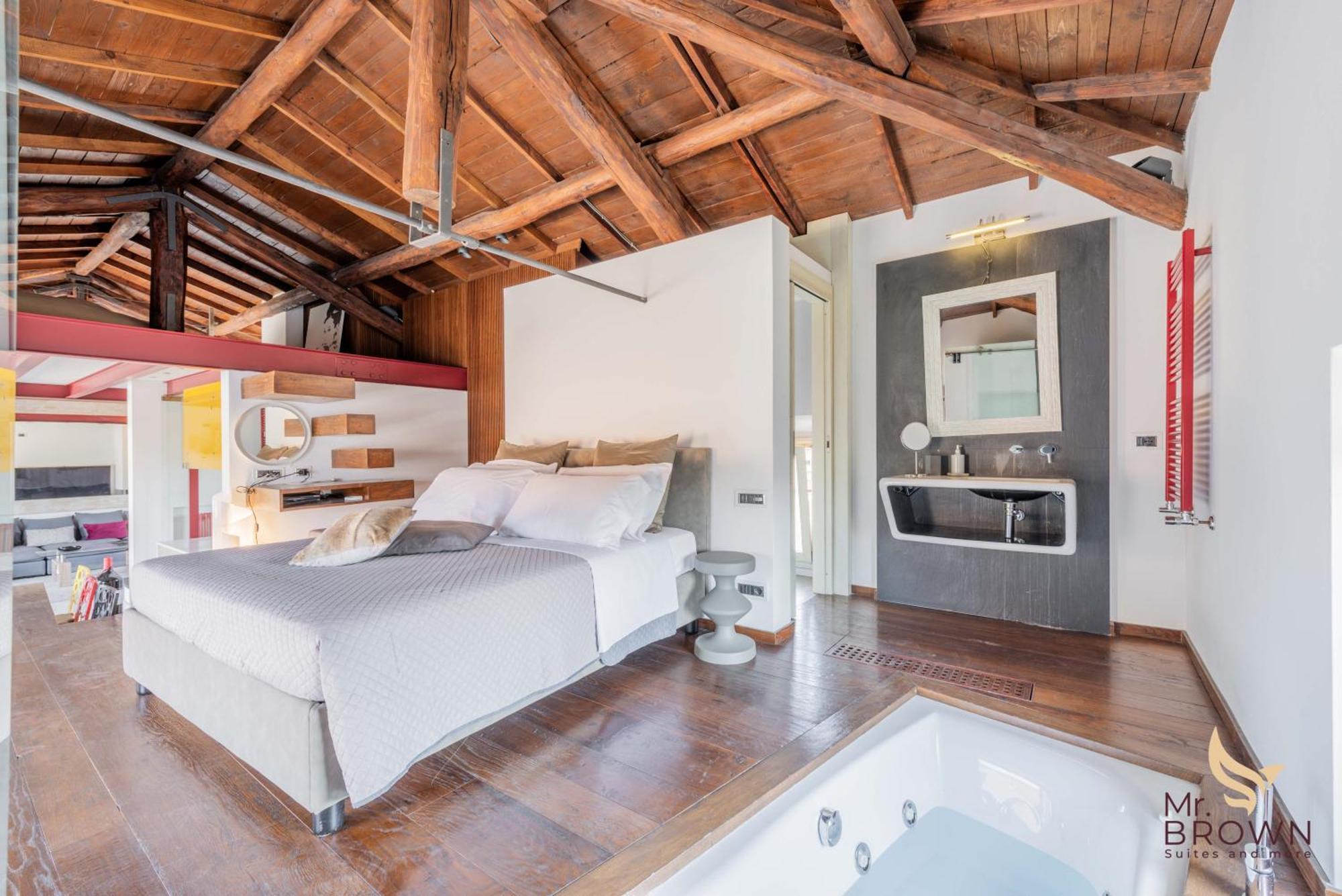 Mrbrown Luxury Terrace With Pool Apartment Rom
