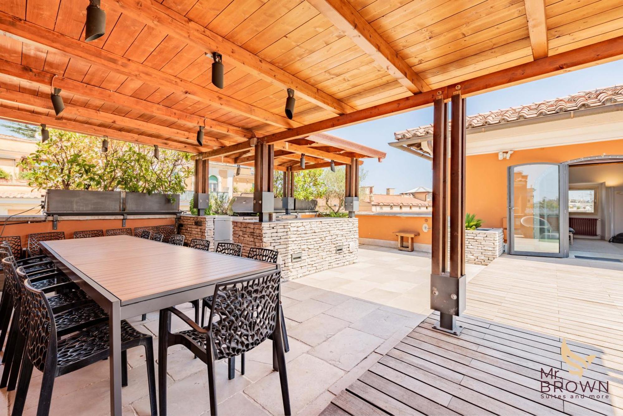 Apartment Mrbrown Luxury Terrace With Pool