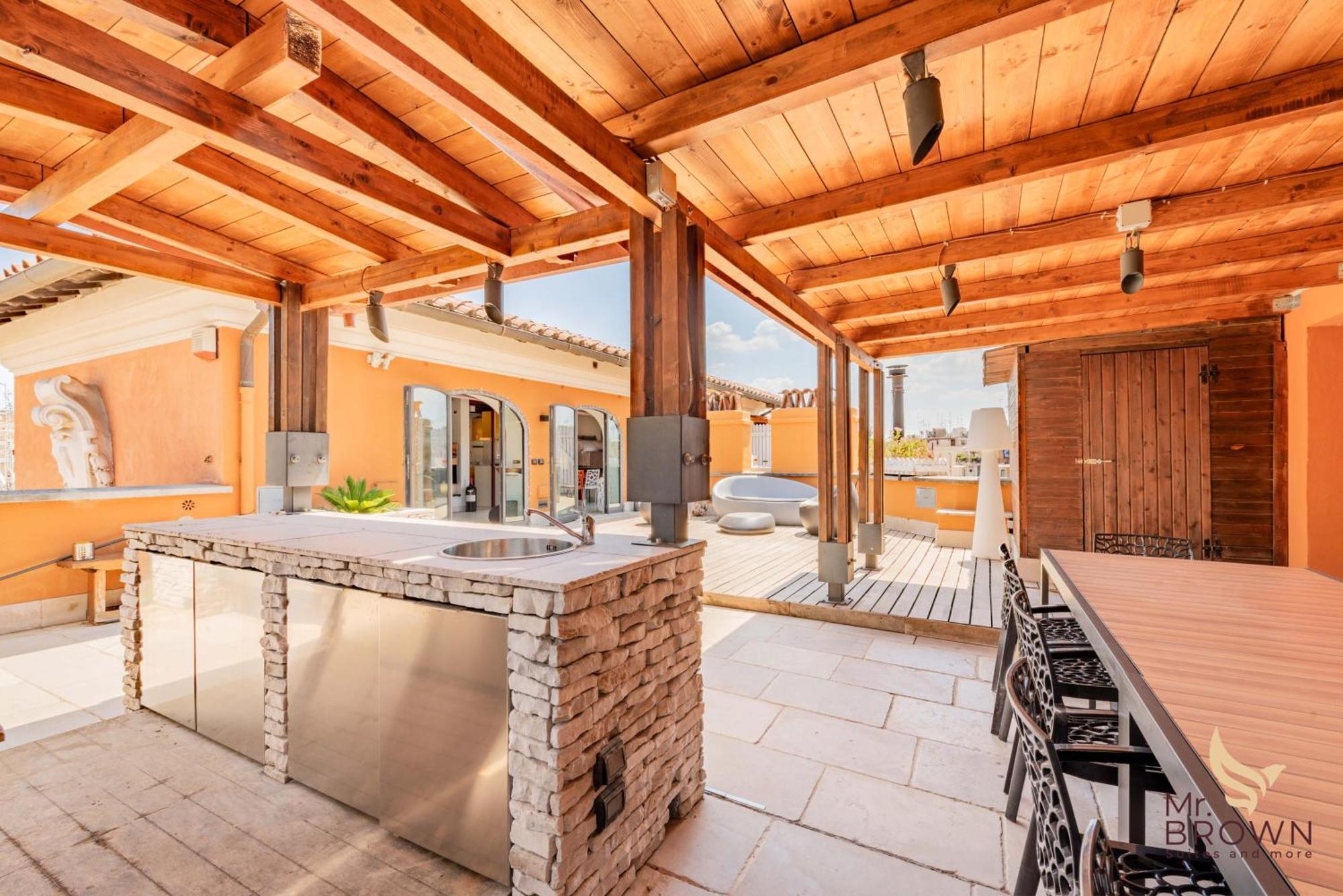 Mrbrown Luxury Terrace With Pool Rom